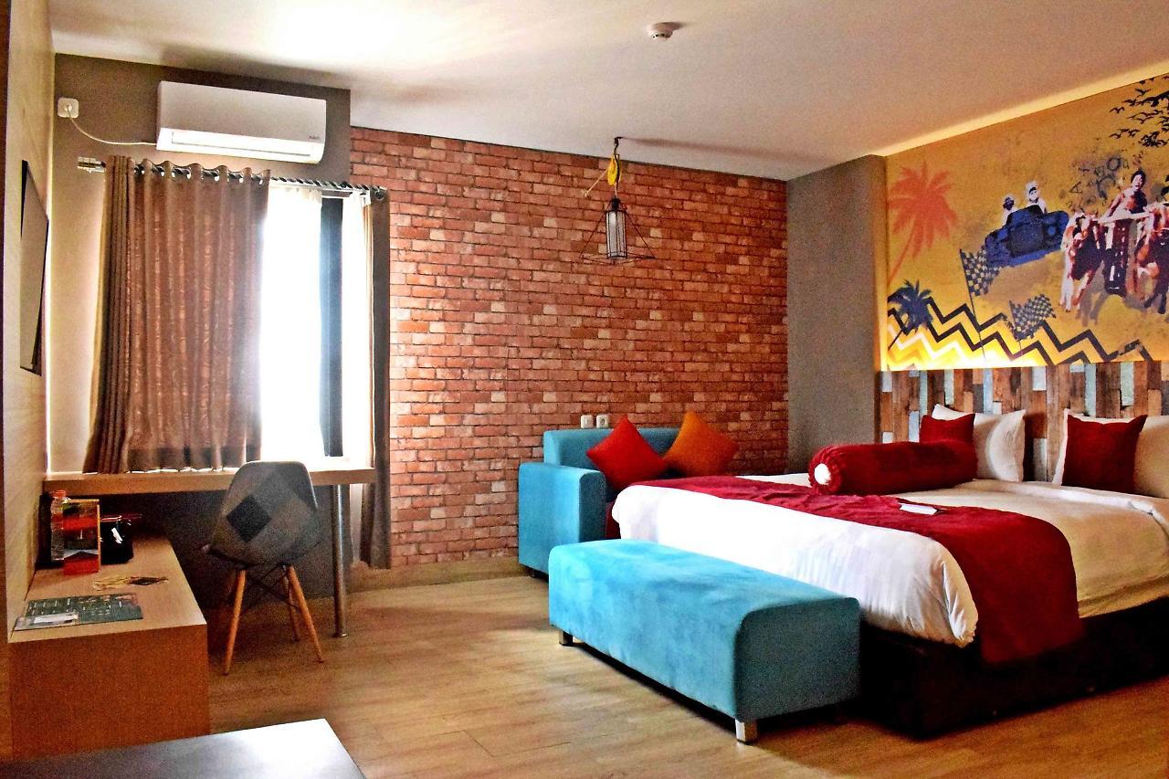 Meotel Purwokerto Exterior foto