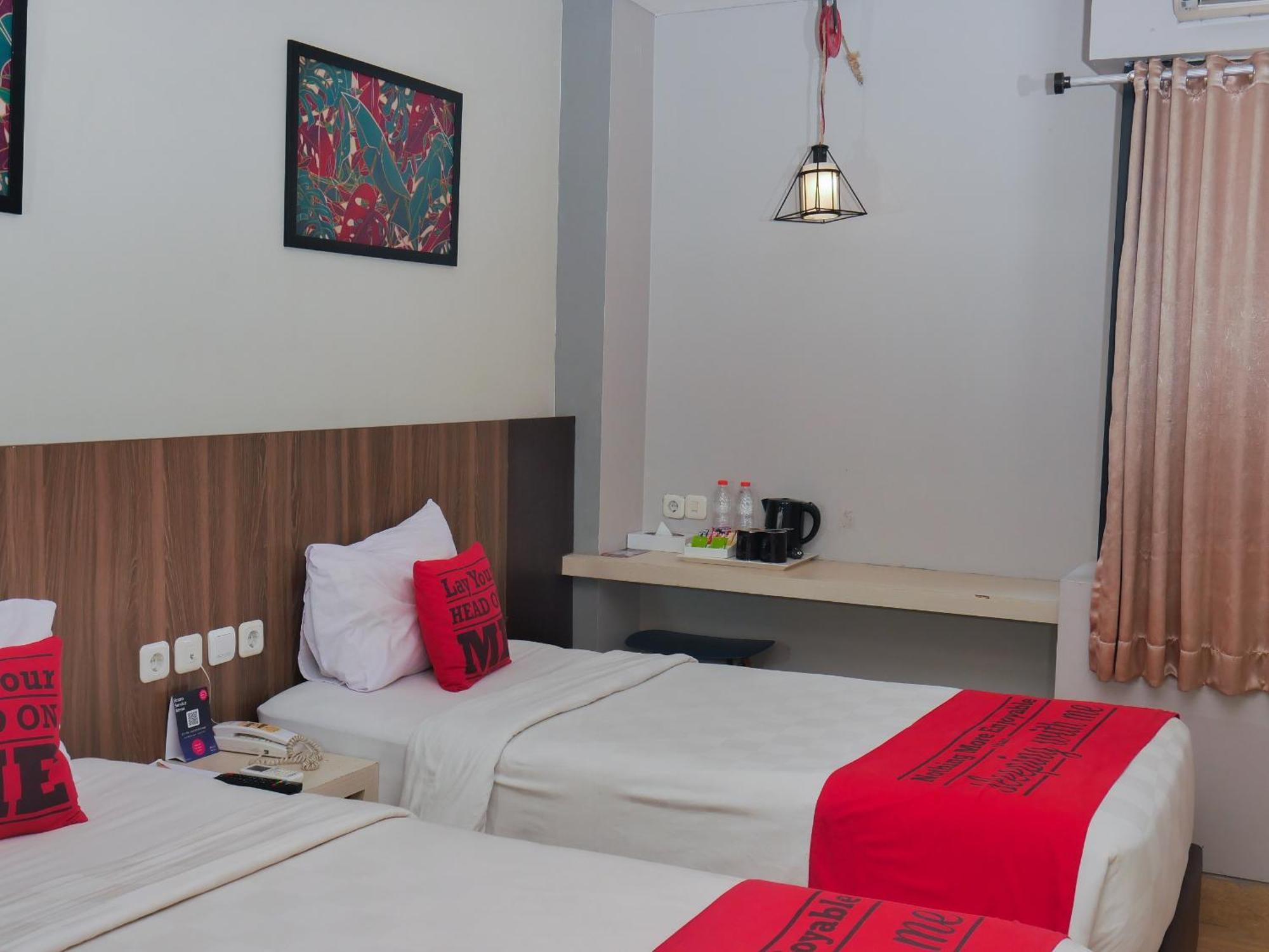 Meotel Purwokerto Exterior foto