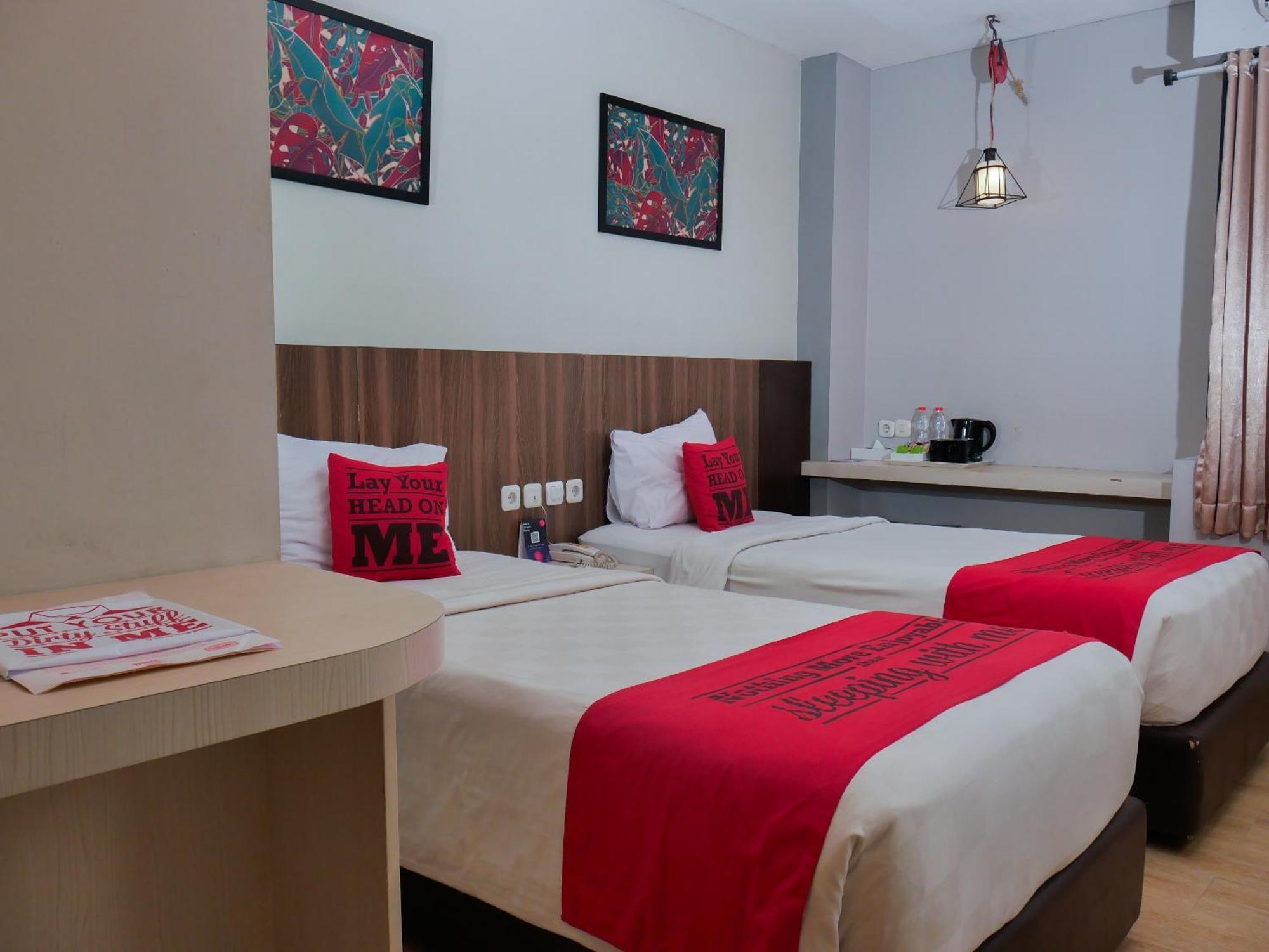 Meotel Purwokerto Exterior foto